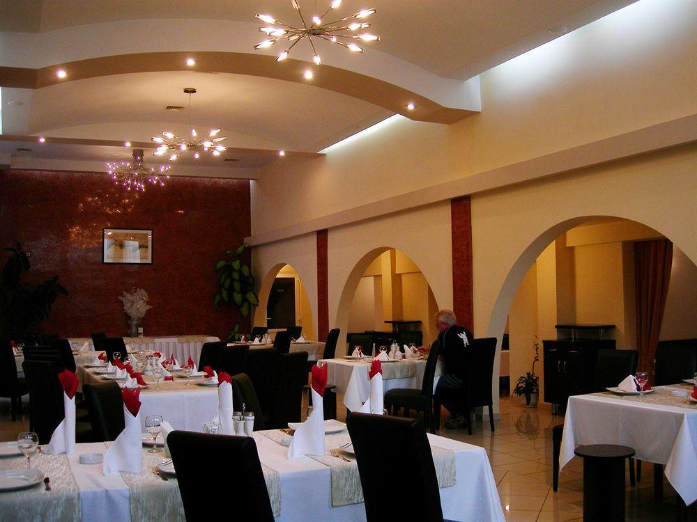 Hotel Apollo Central Sibiu Eksteriør billede